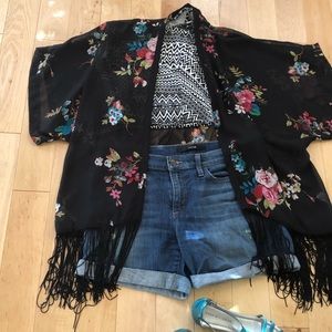 Xhilaration Black and Floral Kimono - Black - S/M